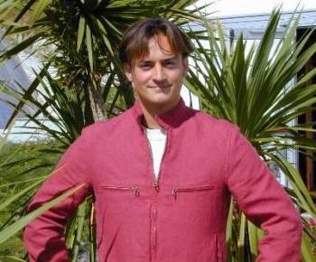 nettle fabric suit