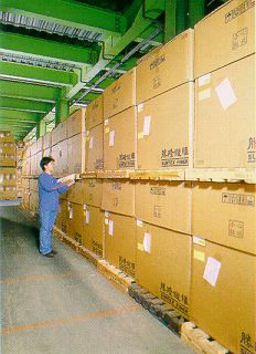 Packing and warehousing at Suntex
