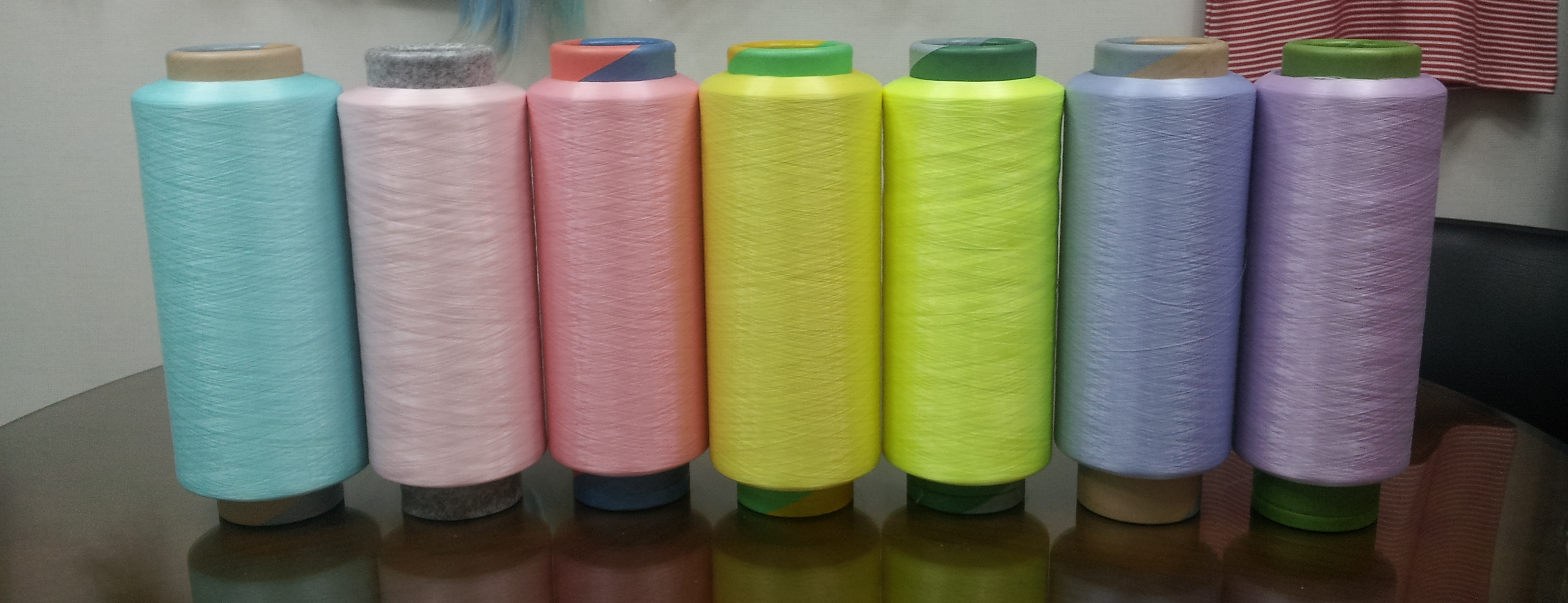 Glow Yarn for luminescent effects in textiles from Swicofil